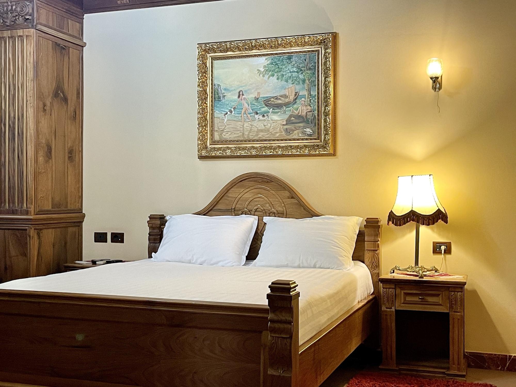 Brilant Antik Hotel Tiranë Ngoại thất bức ảnh